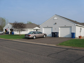 Cottages of Willow Ponds 55+ Senior Community in Lino Lakes, MN - Building Photo - Building Photo