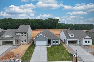 535 Cedar Brk Dr in White House, TN - Building Photo - Building Photo