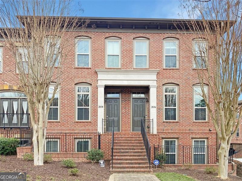 2838 Crescent Park Ln in Atlanta, GA - Building Photo