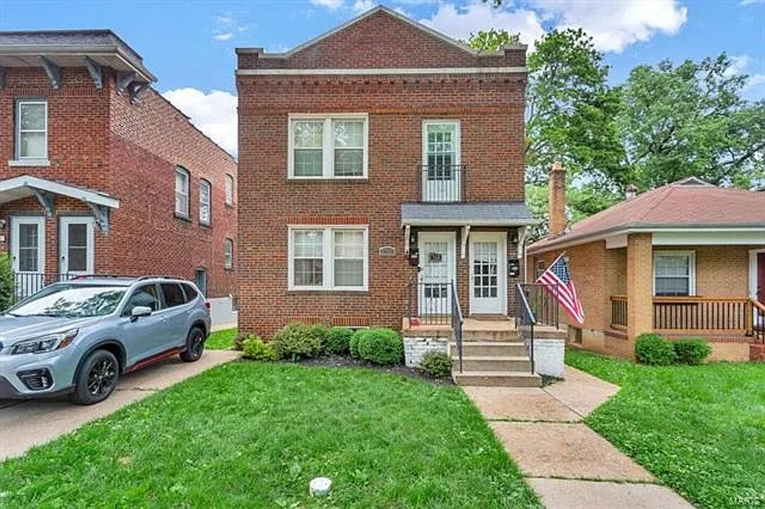 7719 Arthur Ave in Richmond Heights, MO - Building Photo