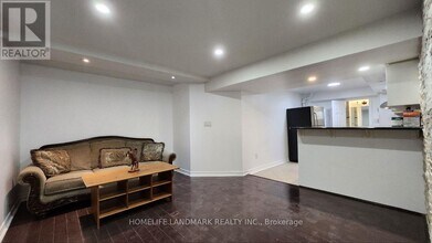 417 N Lake Rd in Richmond Hill, ON - Building Photo - Building Photo