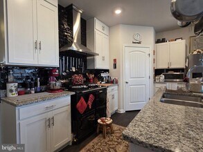 268 Coral Ct in Frederica, DE - Building Photo - Building Photo