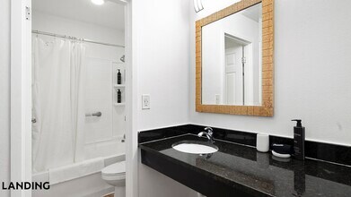 2851 Maingate Village Cir, Unit 6-100 in Kissimmee, FL - Building Photo - Building Photo