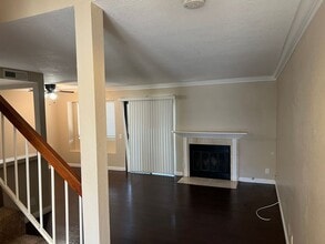 6662 Altawoods Way in Rancho Cucamonga, CA - Foto de edificio - Building Photo