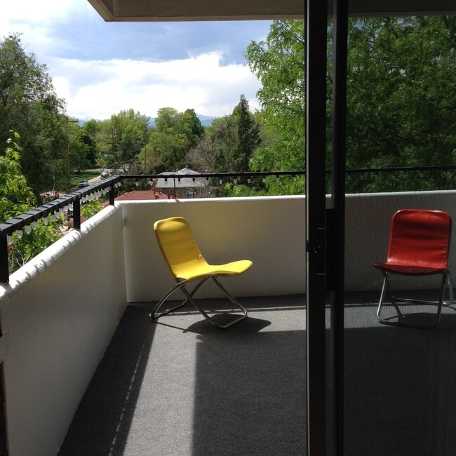 1888 S Jackson St, Unit 405 in Denver, CO - Building Photo - Building Photo