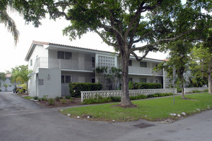 920 Sevilla Ave Apartments