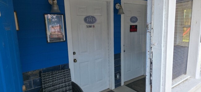 1915 Avenue O 1/2 in Galveston, TX - Building Photo - Building Photo