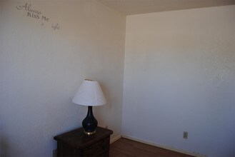 5524 Oakbriar Cir-Unit -Unit B in El Paso, TX - Building Photo - Building Photo