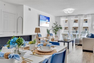 2080 S Ocean Dr, Unit 203 in Hallandale Beach, FL - Building Photo - Building Photo