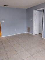 5245 Kimberlin Ave in Baker, LA - Building Photo