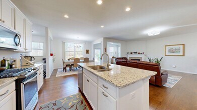 2901 Dillon Dr in Ann Arbor, MI - Building Photo - Building Photo