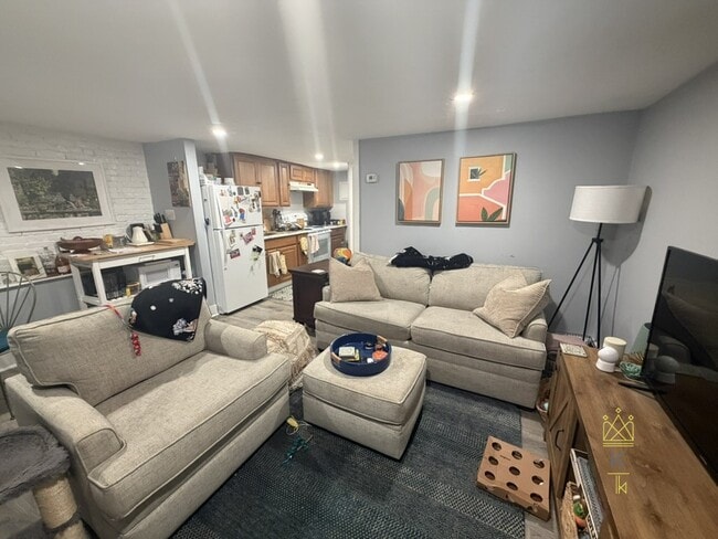 property at 39 Irving St