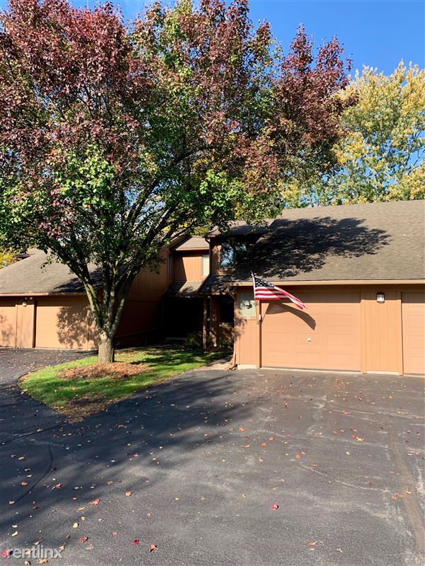 511 Park Pl in Saline, MI - Building Photo - Building Photo