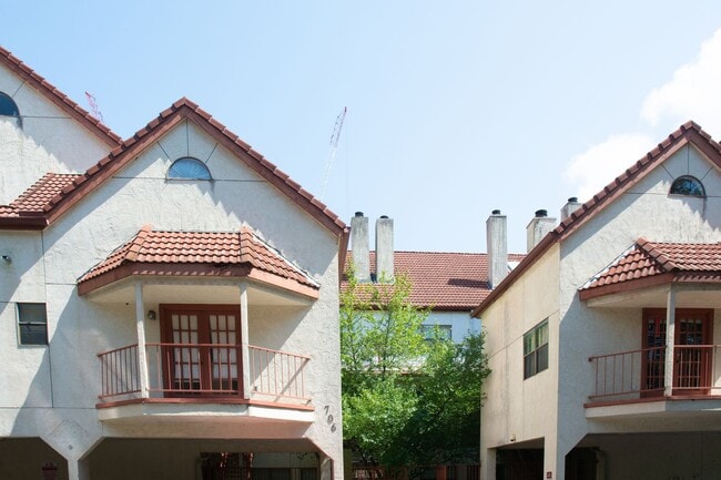 property at 706 W 22nd St