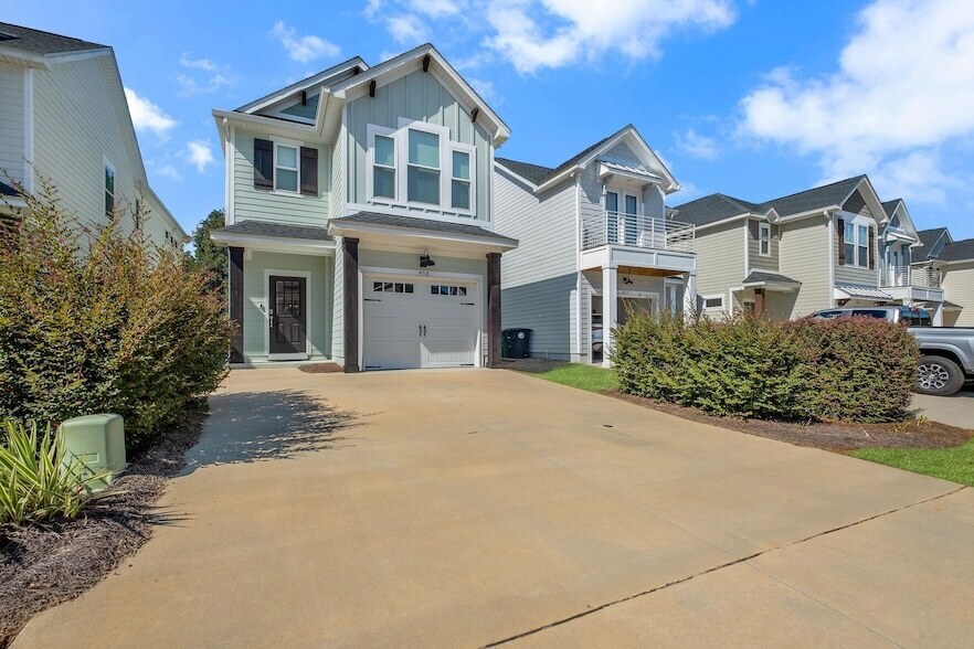 458 Grand Oaks Rd in Tallahassee, FL - Building Photo