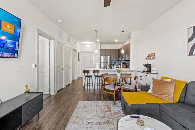 10550 N Central Expy, Unit SI ID1494899P in Dallas, TX - Foto de edificio - Building Photo