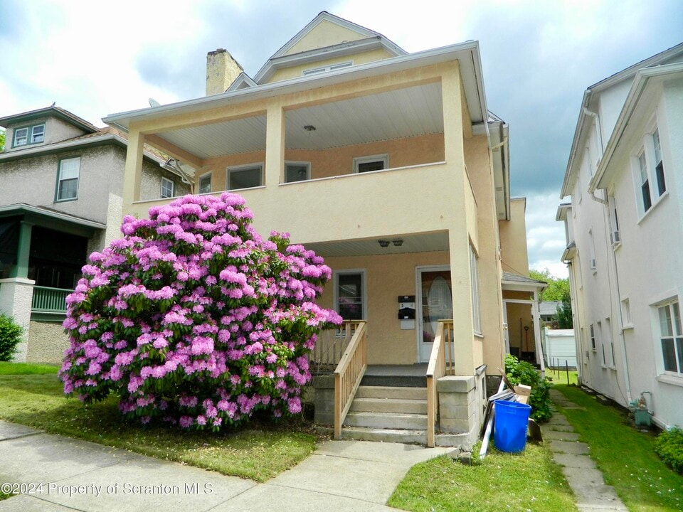 622 Wheeler Ave in Scranton, PA - Foto de edificio