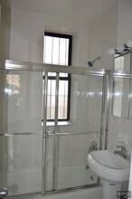 200 Riverside Dr in New York, NY - Building Photo - Building Photo
