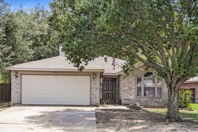 property at 1124 Sandalwood Dr