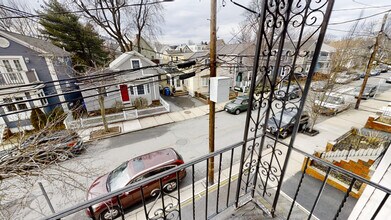 11 Partridge Ave, Unit #2 in Somerville, MA - Building Photo - Building Photo