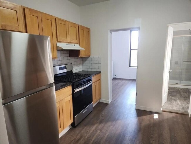 4019 8th Ave in Brooklyn, NY - Building Photo - Building Photo