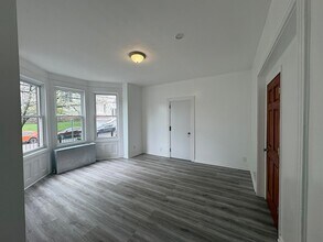 139 Clifton Ave in Newark, NJ - Foto de edificio - Building Photo