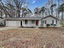 146 Springvalley Cir in Stockbridge, GA - Building Photo