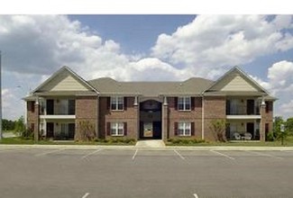 Sheffield Condominiums Apartments in Fayetteville, NC - Building Photo - Building Photo