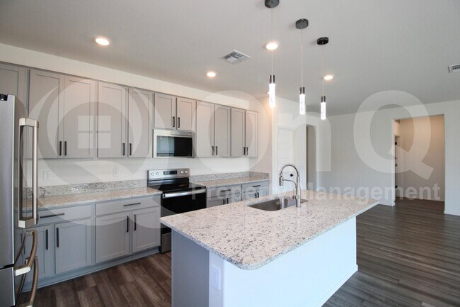 9320 S 30th Ln in Phoenix, AZ - Building Photo - Building Photo