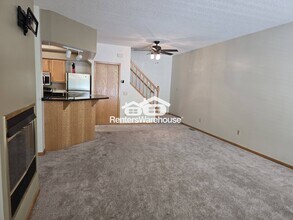 10962 Highland Rd in Minneapolis, MN - Building Photo - Building Photo