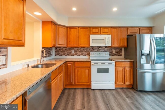 property at 308 Wayne Ct