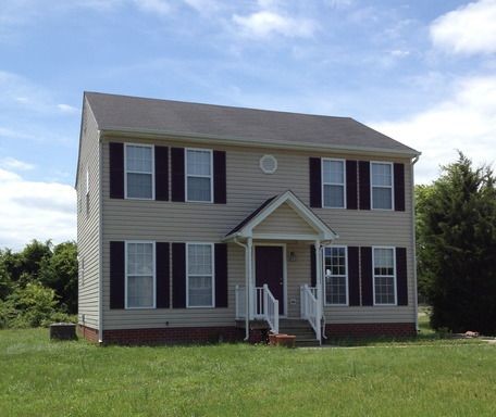 1113 Lovey Ln in Richmond, VA - Building Photo