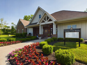 LEGACY PARK in Brownsburg, IN - Foto de edificio - Building Photo