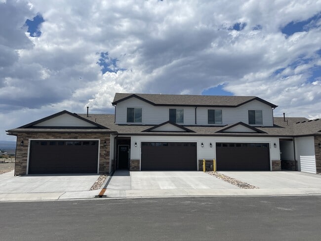 property at 1623 Blue Creek Ave