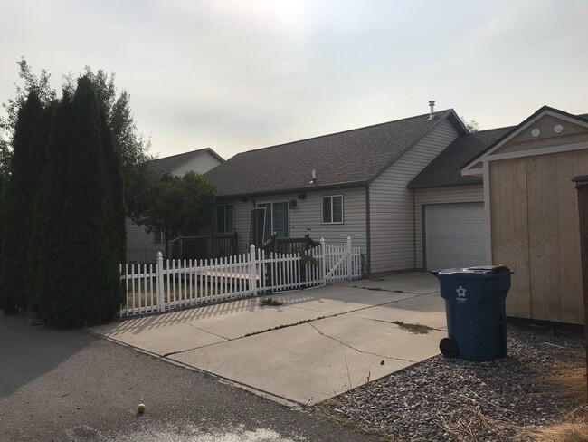 property at 2722 Mary Jane Blvd