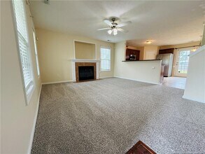 5326 Woodpecker Dr in Hope Mills, NC - Building Photo - Building Photo