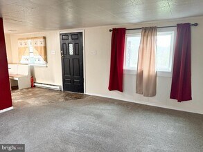 213 W Chapline St in Sharpsburg, MD - Building Photo - Building Photo