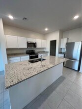 3647 S 97th Ave in Tolleson, AZ - Foto de edificio - Building Photo