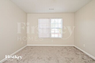 111 Astilbe Meadow Dr in Locust Grove, GA - Building Photo - Building Photo