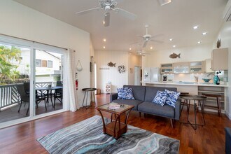 1087 Keolu Dr in Kailua, HI - Building Photo - Building Photo