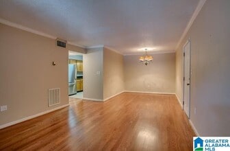2515 Veterans Memorial Pkwy in Tuscaloosa, AL - Foto de edificio - Building Photo