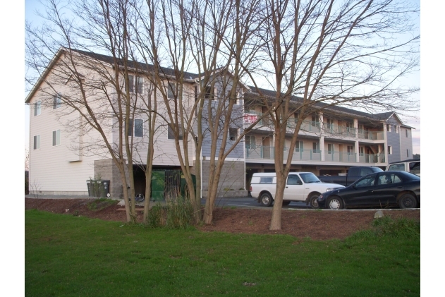 The Heritage Park Apartments in Stanwood, WA - Building Photo