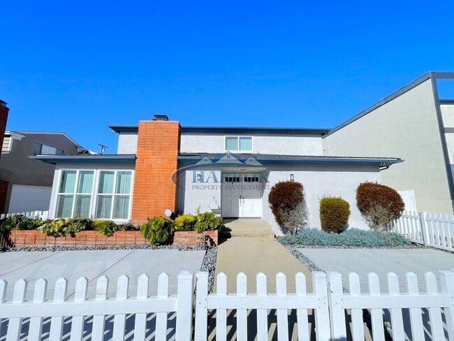 property at 1107 Opal St