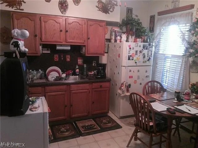 property at 1316 E 91st St