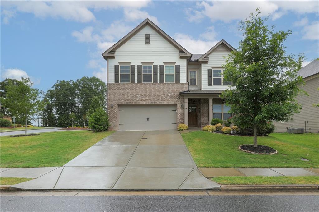 2375 Woodmarsh Cir in Auburn, GA - Building Photo