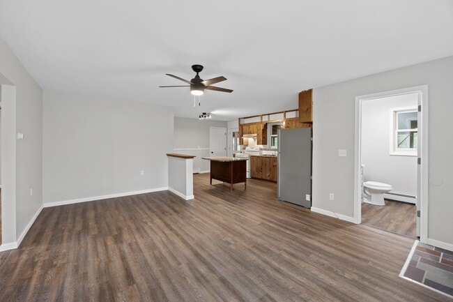 7 Ormsbee Rd in Porter Corners, NY - Building Photo - Building Photo
