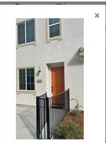 5301 E Commerce Way in Sacramento, CA - Building Photo