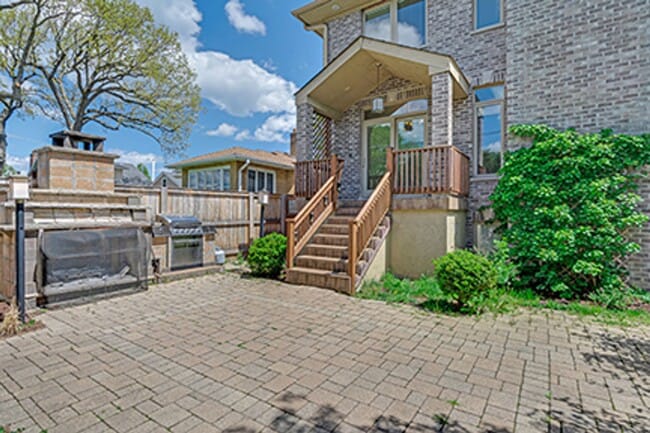 241 Jeffreys Pl in Highwood, IL - Building Photo - Building Photo