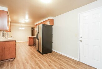 20861 116th Ave SE in Kent, WA - Building Photo - Building Photo