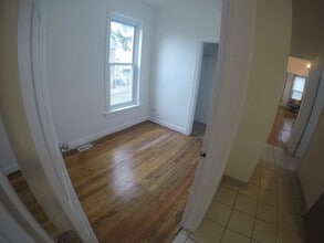 1700 N Monticello Ave, Unit 1 in Chicago, IL - Foto de edificio - Building Photo